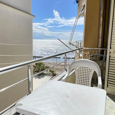 H&G Seaview Apartments Dıraç Dış mekan fotoğraf