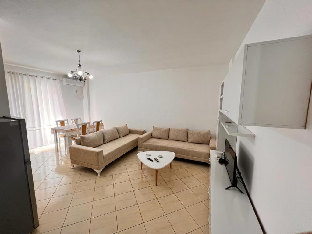 H&G Seaview Apartments Dıraç Dış mekan fotoğraf