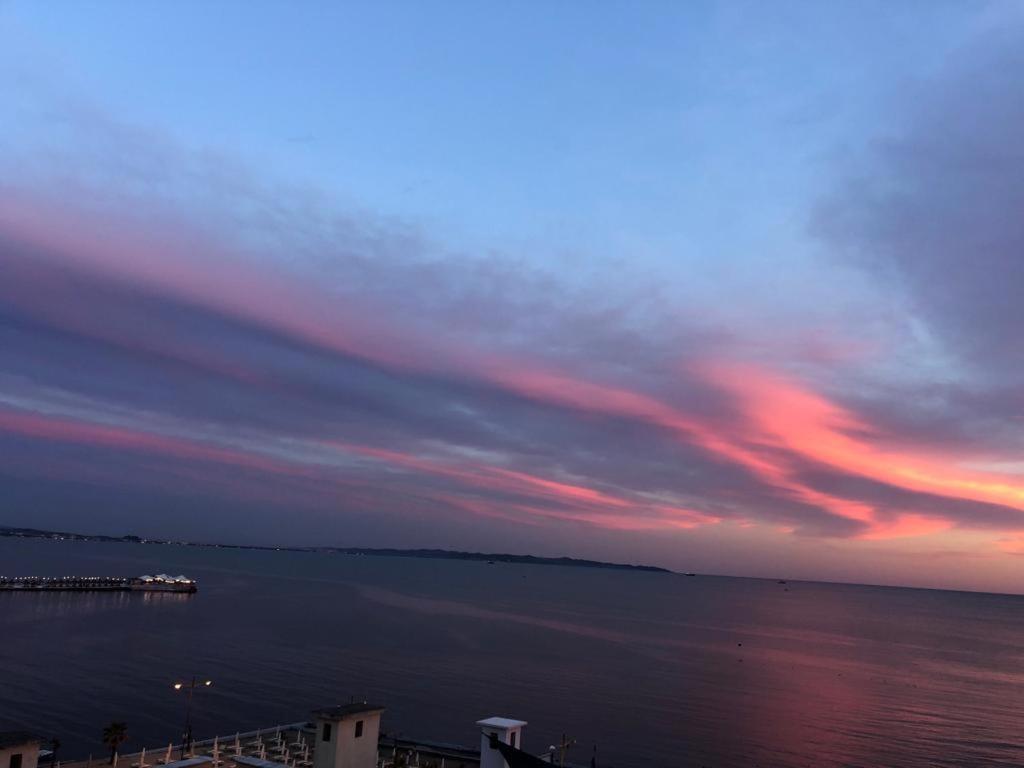 H&G Seaview Apartments Dıraç Dış mekan fotoğraf